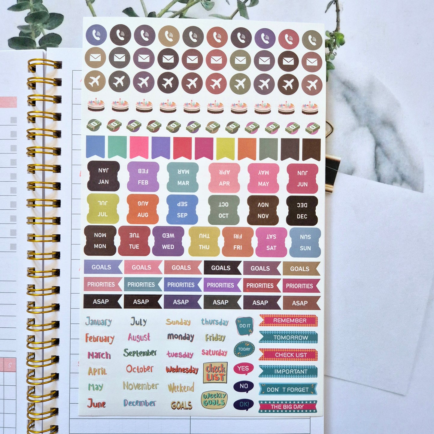 Weekly Planner with Organisational Stickers