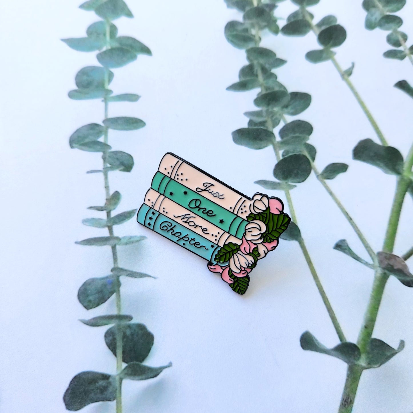 Cute Reader Brooch