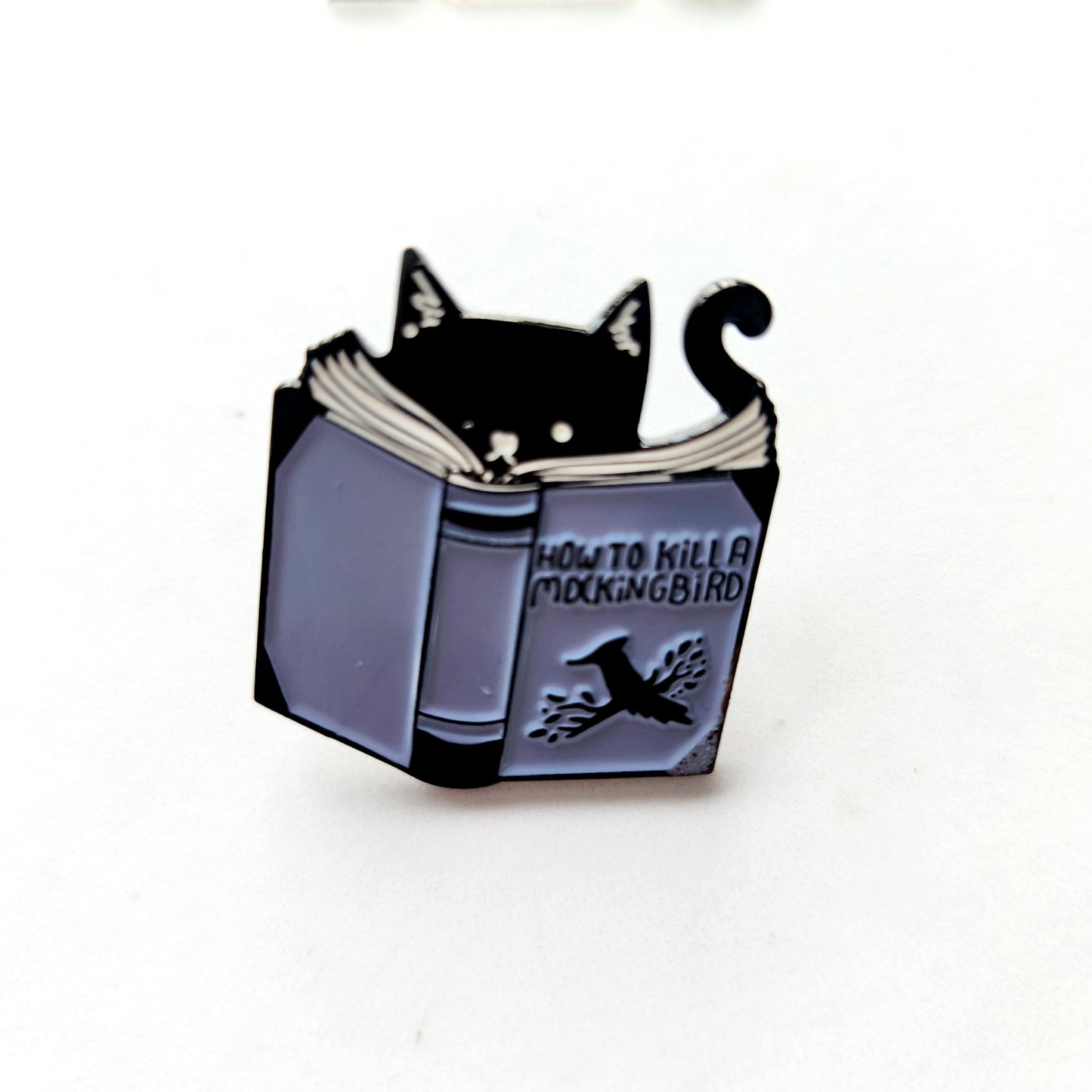 Cute Reader Brooch